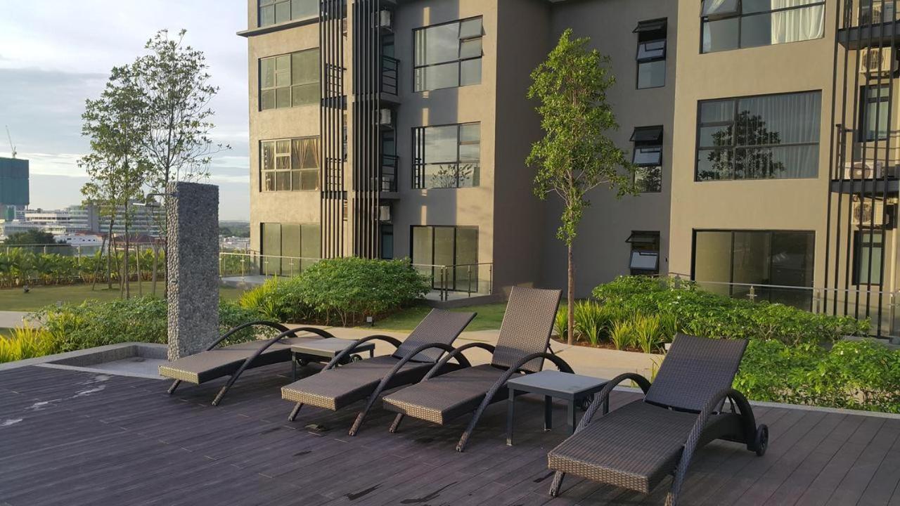 10Am-6Pm, Same Day Check In And Check Out, Work From Home, The Hyve-Cyberjaya, Private Studio By Flexihome-My Εξωτερικό φωτογραφία