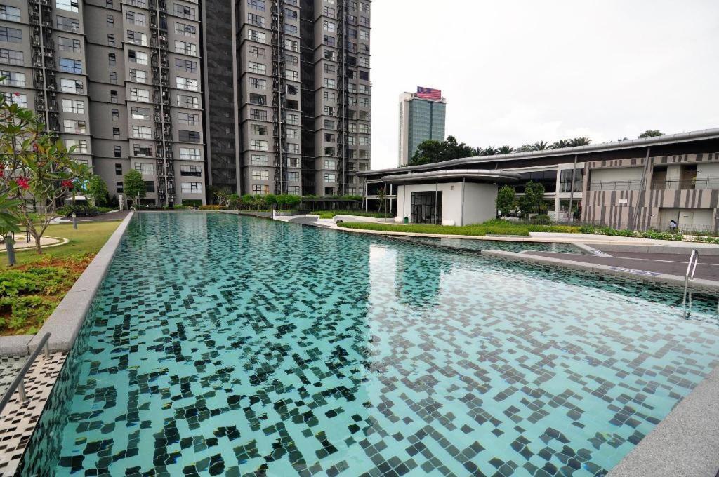 10Am-6Pm, Same Day Check In And Check Out, Work From Home, The Hyve-Cyberjaya, Private Studio By Flexihome-My Εξωτερικό φωτογραφία